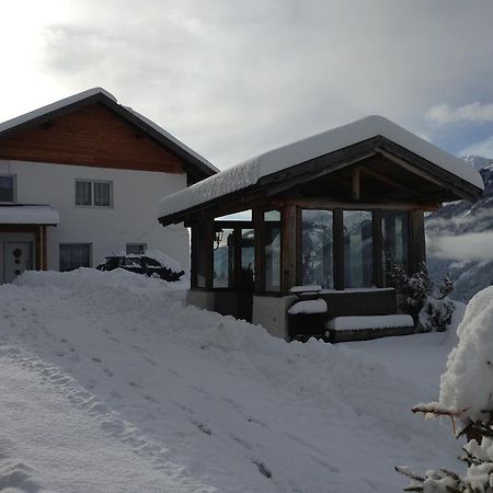 Panoramahof Holly Hotel Obervellach Room photo